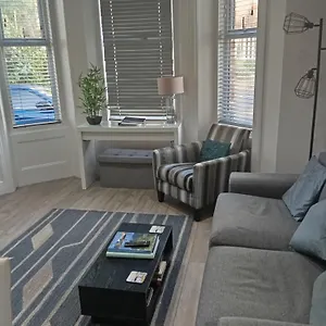 Victorian Retreat With Patio And Parking , Bournemouth United Kingdom
